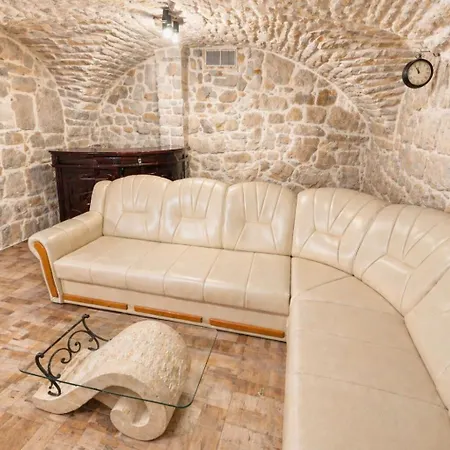Adria House