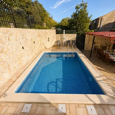 Adria House * Grižane