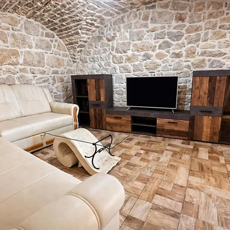 Adria House Grižane