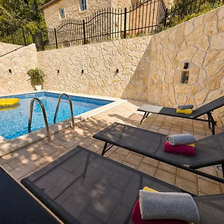 Adria House Grižane