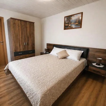 Adria House فيلة Grižane